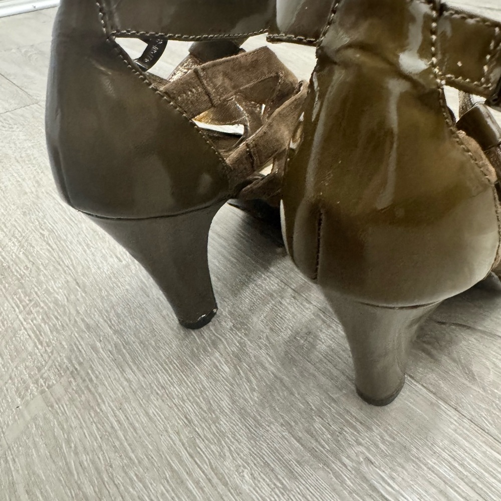 Sofft Olive Patent & Suede Strappy Peep-Toe Heels - Picture 5 of 6